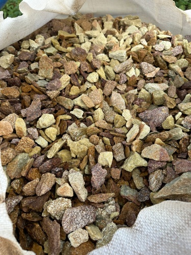 Златолит персиковый декоративная каменная крошка купить в Хотьково