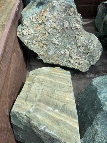 Ландшафтные глыбы зелёные 200-500 килограмм купить в Хотьково