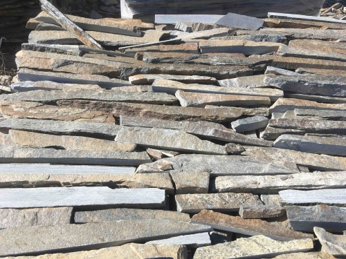 Горбушка златолит мультиколор для облицовки купить в Хотьково