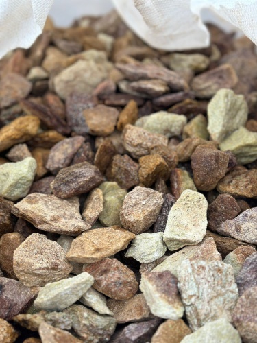 Златолит персиковый декоративная каменная крошка купить в Хотьково