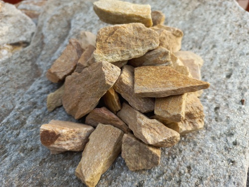 Златолит жёлтый декоративная каменная крошка купить в Хотьково