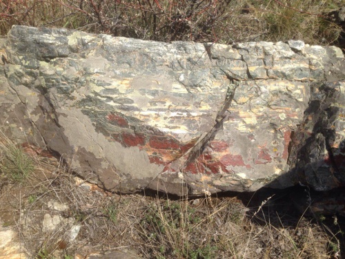 Гигантские зелёные валуны для ландшафтного дизайна весом более 5 тонн купить в Хотьково