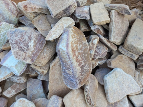 Златолит жёлтый, жёлто-зелёный глыбки и валуны для ланшафтного дизайна купить в Хотьково