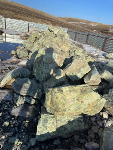 Камни для ландшафтного дизайна зелёные 10-60 килограмм купить в Хотьково