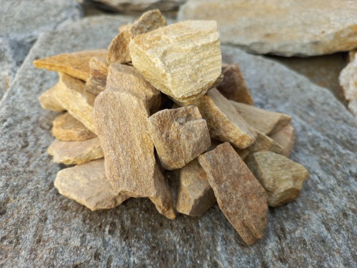 Златолит жёлтый декоративная каменная крошка купить в Хотьково