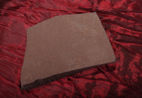 Плитняк лемезит бордовый для цоколя 1,5-2 см купить в Хотьково