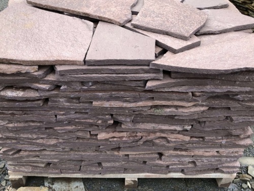 Плитняк лемезит бордовый для облицовки цоколя 20-25 мм  купить в Хотьково